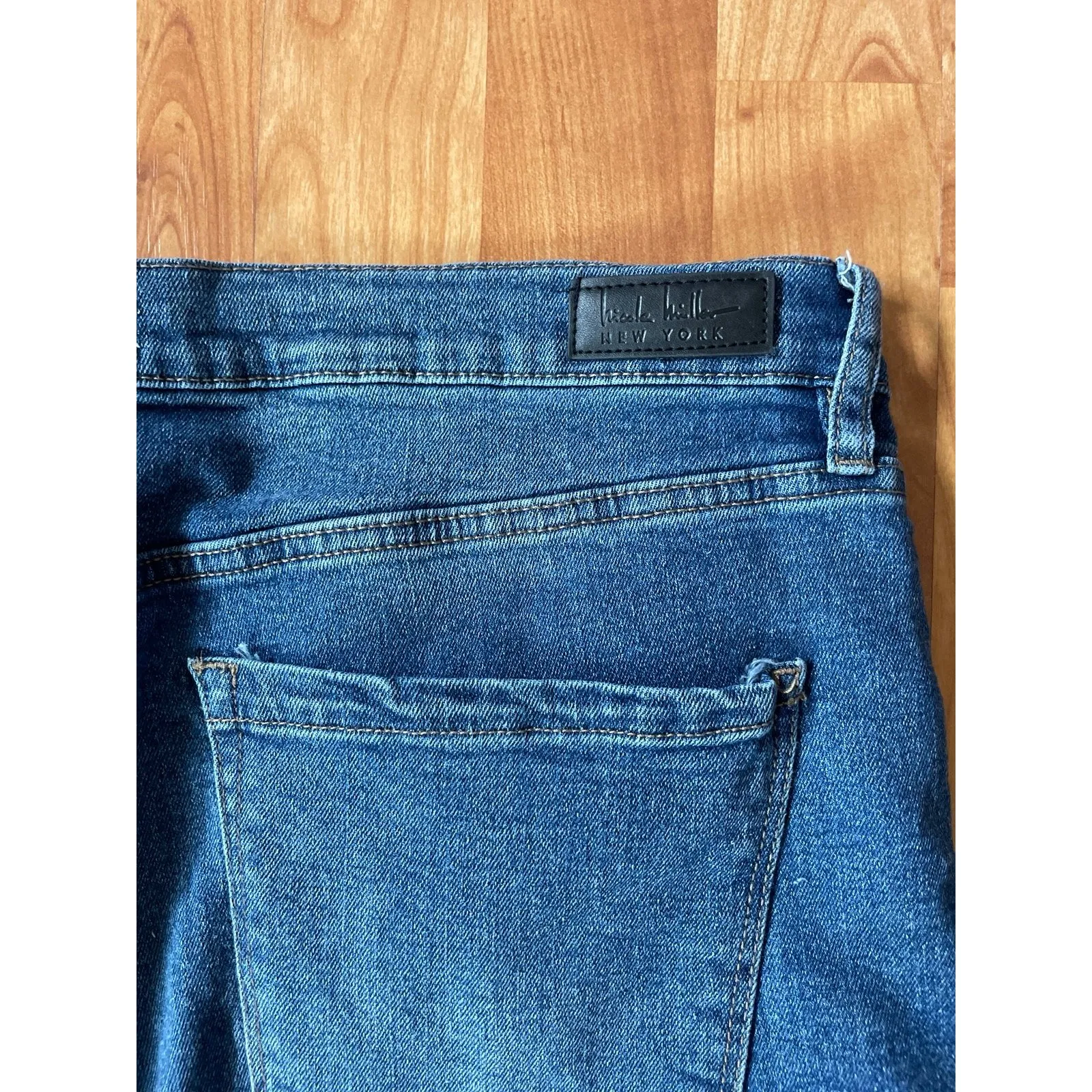 Nicole Miller New York‎ Soho High Rise Skinny Crop Jeans - Image 7