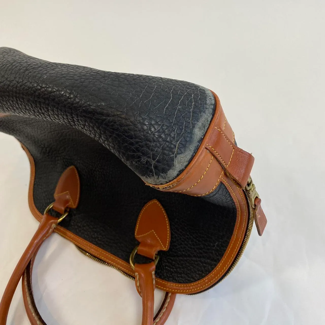 Dooney & Bourke  Vintage Leather Purse - Image 7