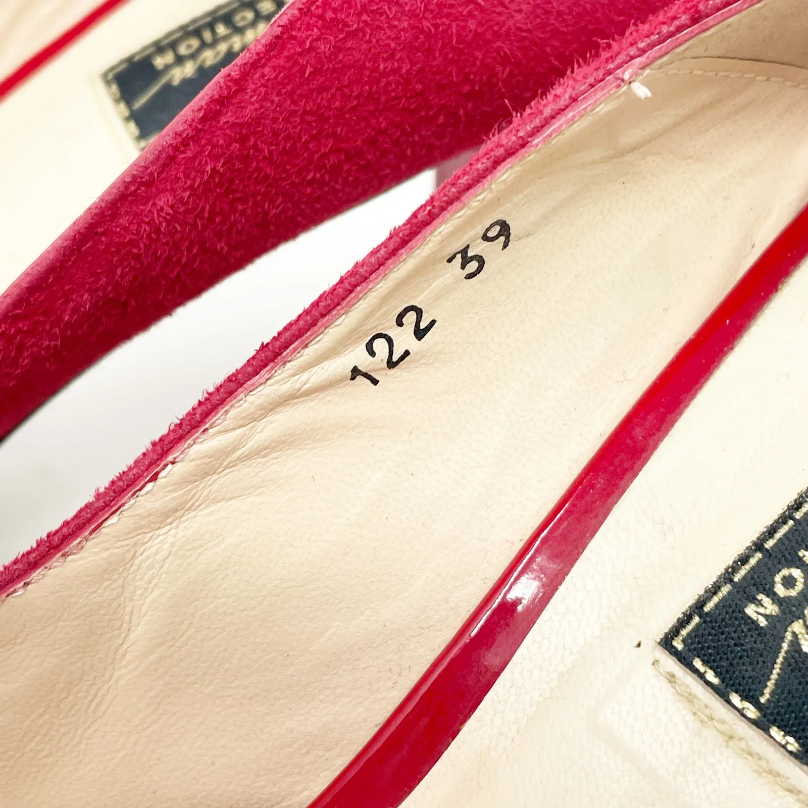 Vintage Beverly Feldman Red Suede Patent Leather Heels Pumps Size 39 Bows Spain - Image 9