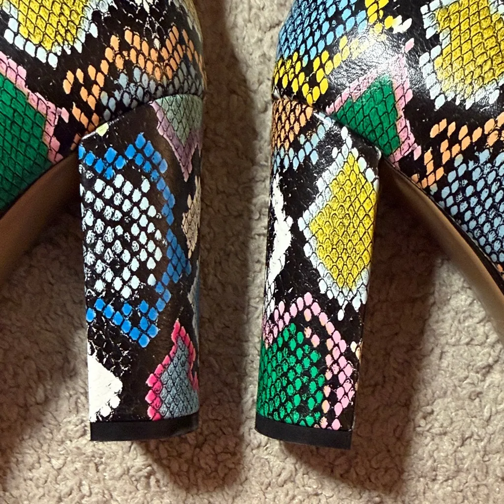 Wet Kiss Colorful Snakeskin Pattern Knee - Image 8