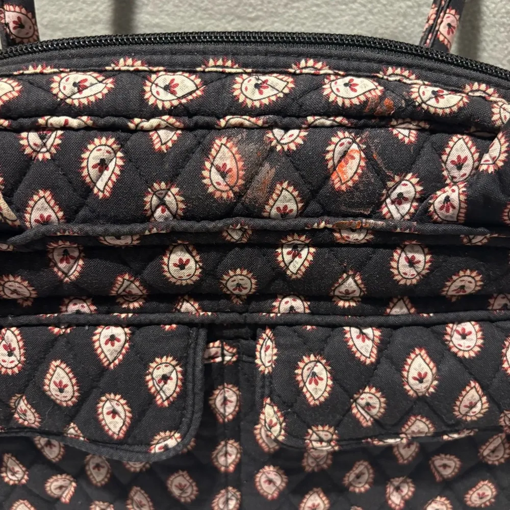 Vera Bradley Multi Compartment Large Shoulder Tote Bag with matching Wristlet - Image 3