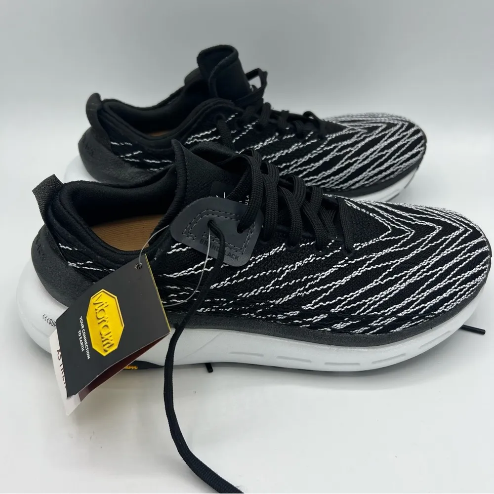 BRANDBLACK Tarantula Sneakers Shoes Size 6.5 NEW black & white athletic - Image 6