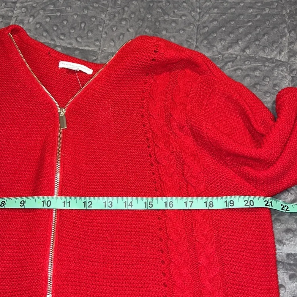 NY&C size XL womens pullover hi low sweater red half zip v - Image 3