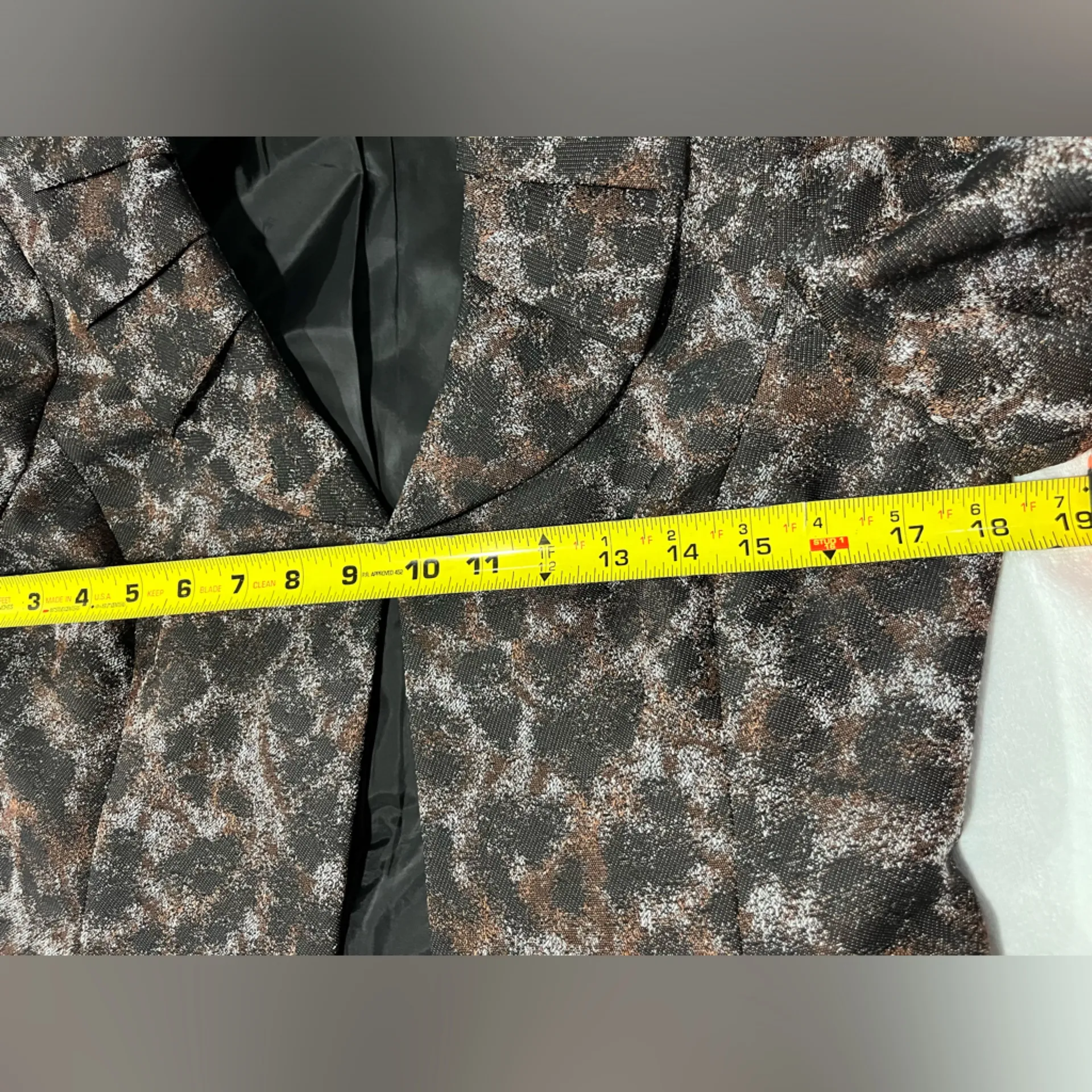 COLLECTIONS by Le Suit Jacket size 6 Black - Image 8