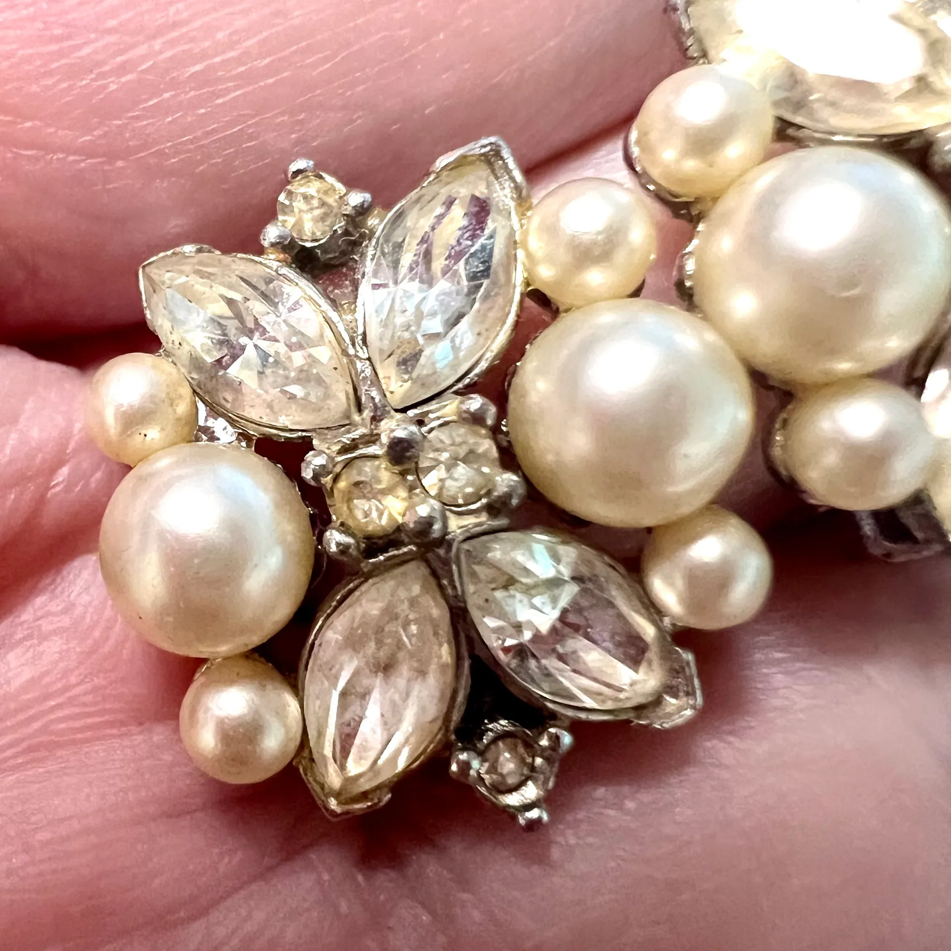 Faux Pearl Clear Rhinestone Silver Tone Clip On Earrings Signed Vintage - Image 2