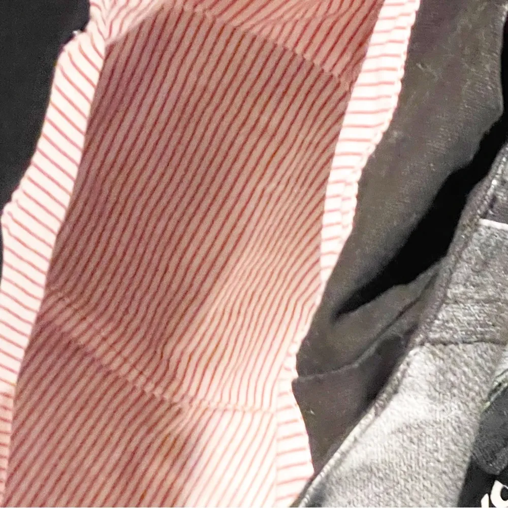 Robin Roots New York City Skyscape Statue of Liberty Neon Pink Canvas Shoulder - Image 4