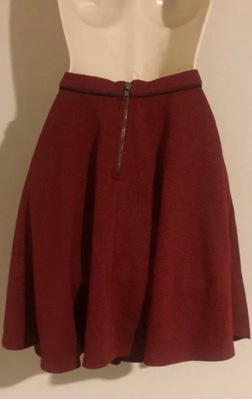 Like new Takara skater skirt. Sz 5 (juniors) or 2 Women’s  - Image 3