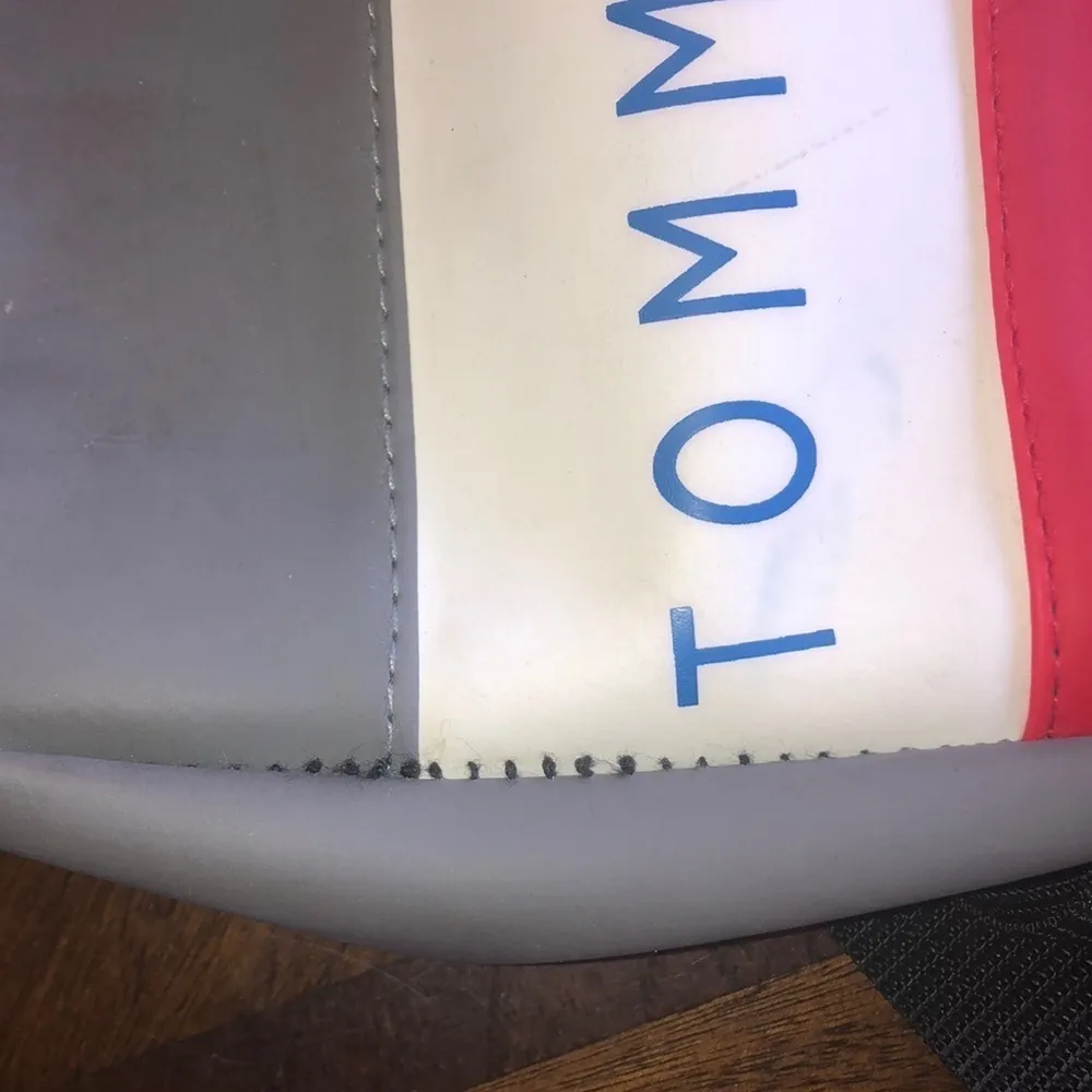 Tommy Hilfiger Y2K Blue White Red Nylon Crossbody Purse Carrying Bag - Image 9