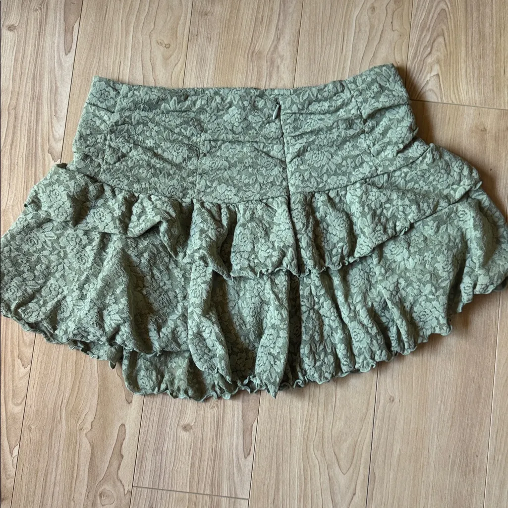 Green Floral Ruffle Skirt - Image 3