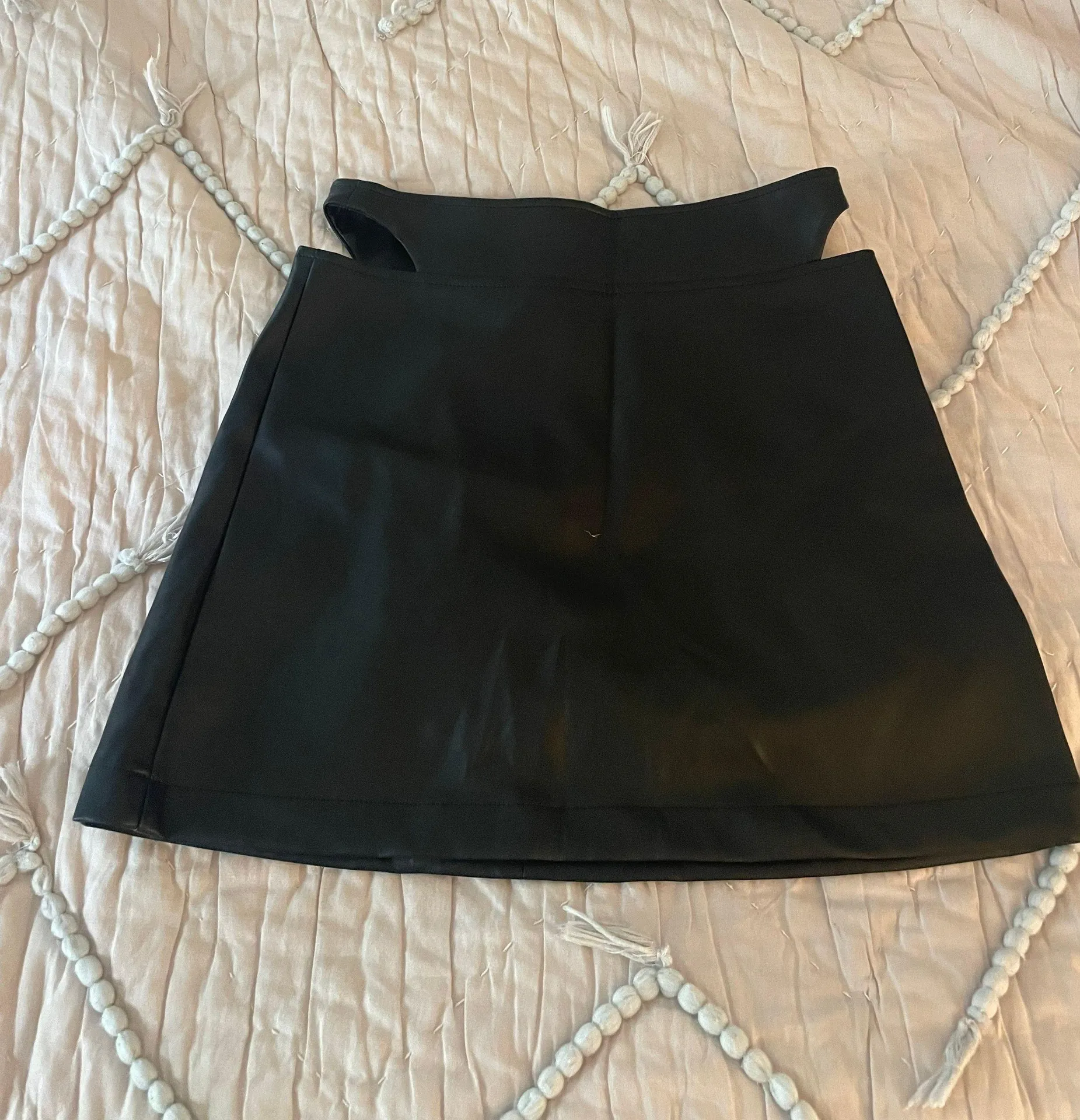 Forever 21 black leather skirt - Image 3