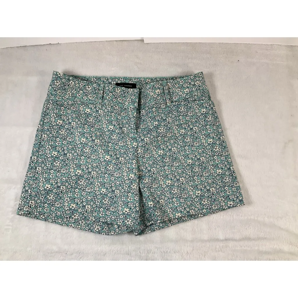 The Limited Ladies Size 4 Floral Green Tailored Chino Walking‎ Shorts - Image 3