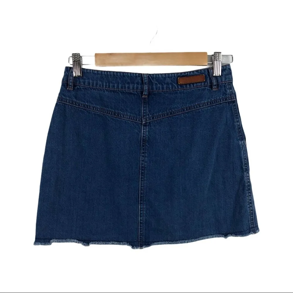 Zara Denim Mini Skirt Pleated Raw Hem Size XS - Image 9