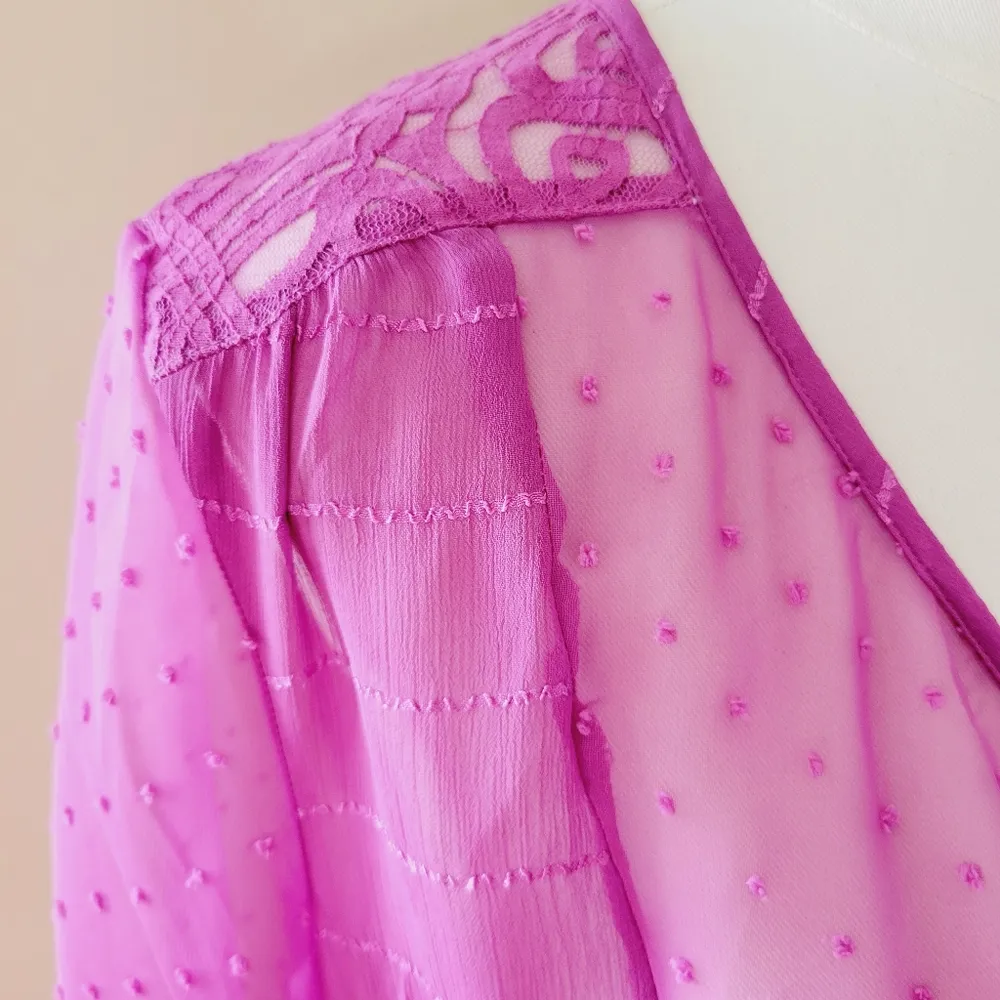 Figueroa & Flower magenta swiss blouse size medium - Image 2