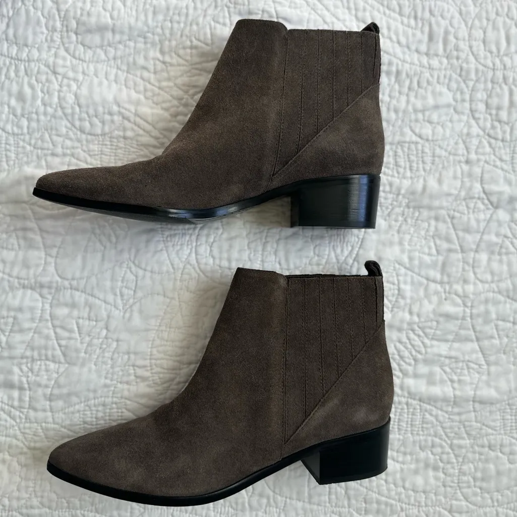 Marc Fisher LTD Women US 9 Yolli Suede Dark Grey Taupe Above Ankle Bootie - Image 4