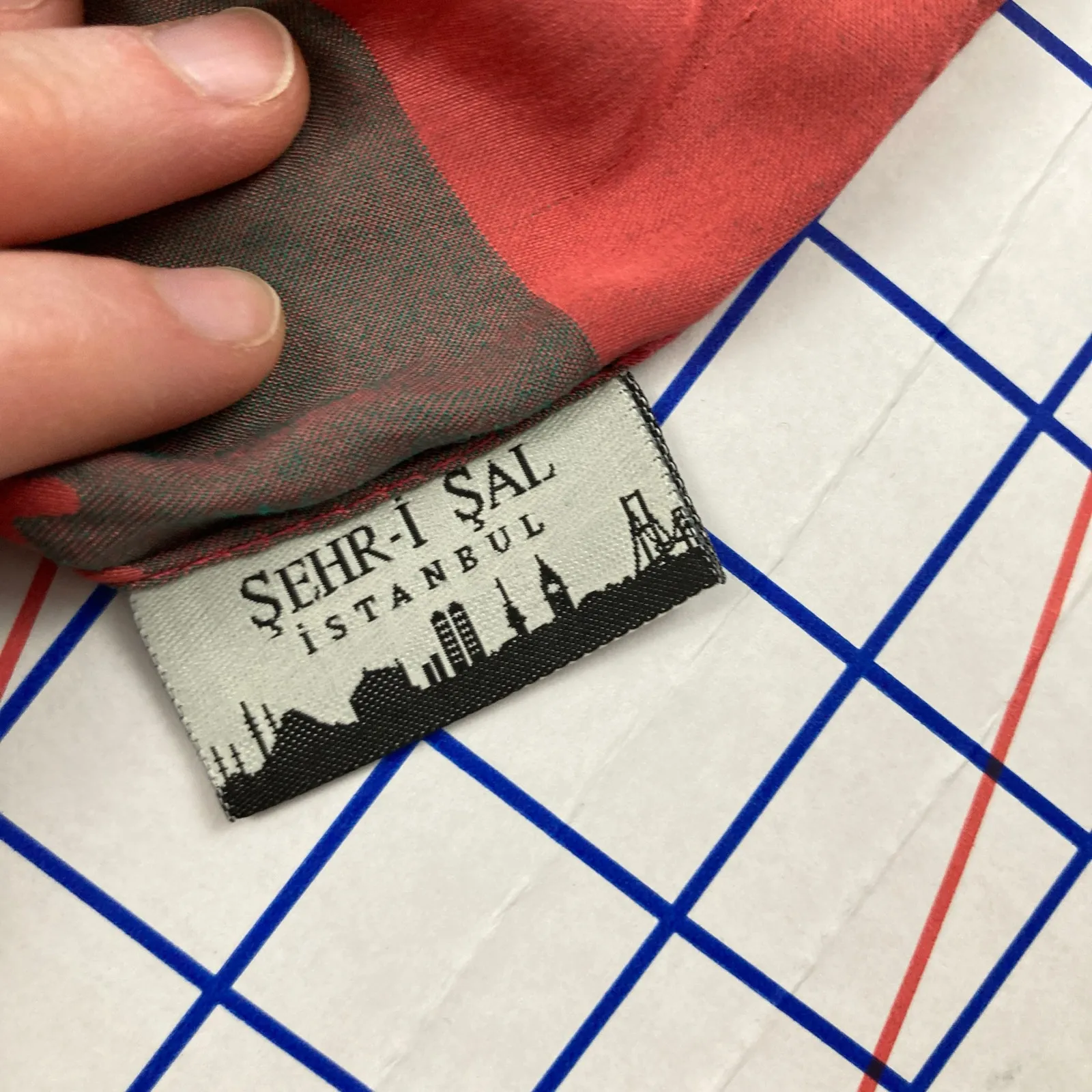 Pink & Gray Turkish Pashmina Hijab Istanbul Skyline Birds Lightweight 72x24 Wrap - Image 8