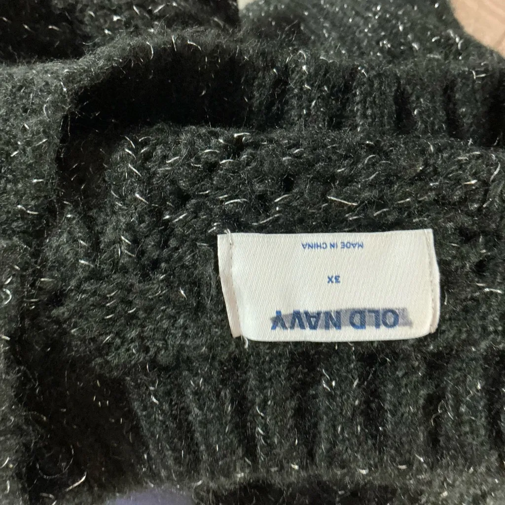 Old Navy Black Ruffle Sweater - Image 2