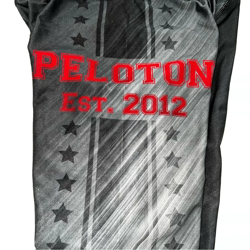 Terez Peloton Black and Gray w/ Stars Leggings w/Red Brand Spell Out-Size S - Image 8