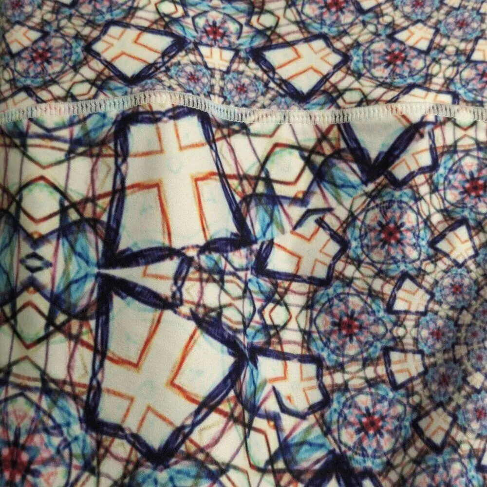 Wolven Threads Moonlight Mandala Patterned Multicolor Yoga Leggings Size XL Blue - Image 2