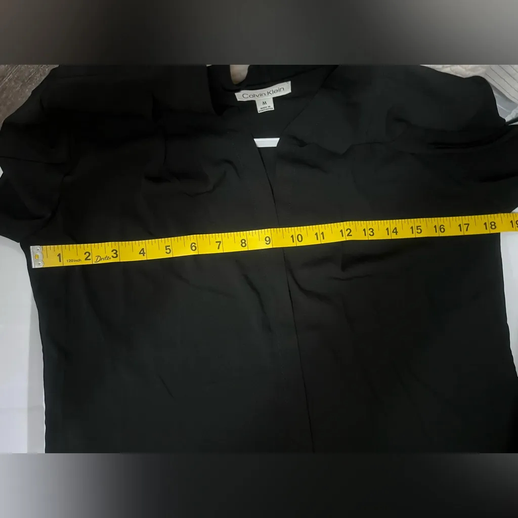 Entro Classic Black Knit Top - Image 8