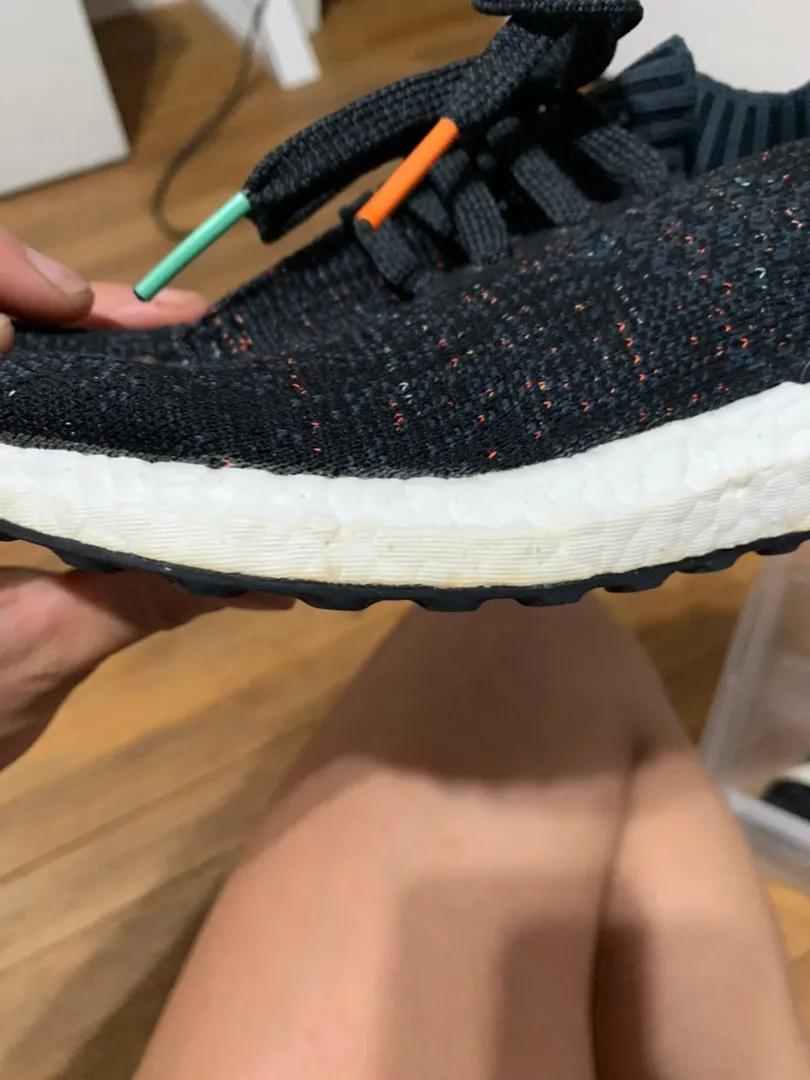 Adidas Ultraboosts - Image 8