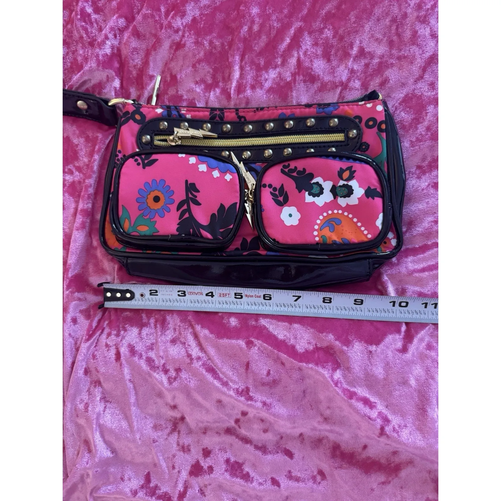 Betsey Johnson Betseyville Wristlet Clutch Hot Pink Paisley Floral Zipper - Image 5