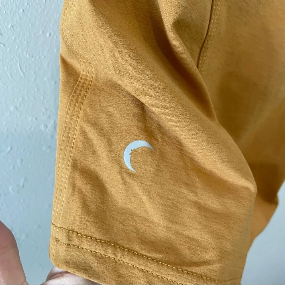 ZYIA Active Gold Canyon Shorts - Image 9