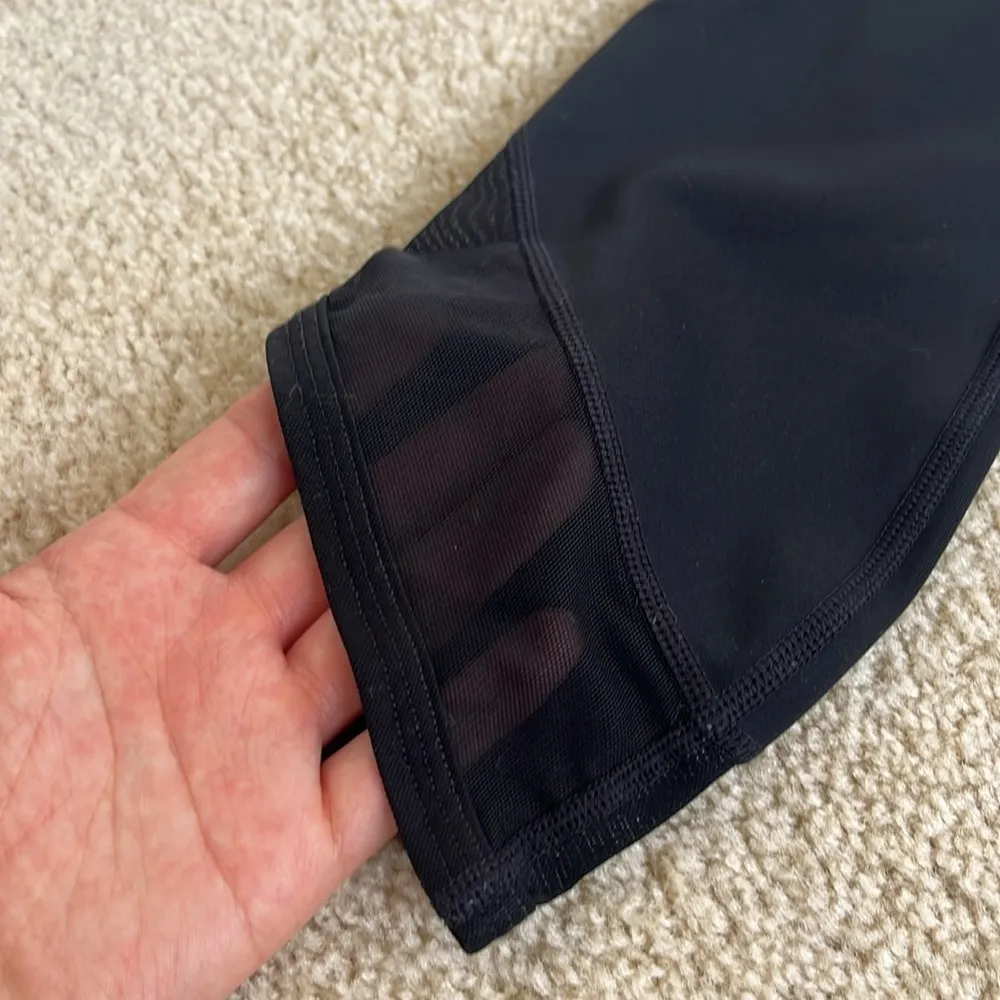 Like New Athleta Aura Sonar Capri Cropped Mesh Leggings in Black XS Petite XSP - Image 6