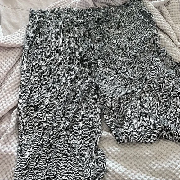 TORRID SLIM TAPER‎ STUDIO LUXE PONTE HIGH-RISE TIE-FRONT PANT - Image 2