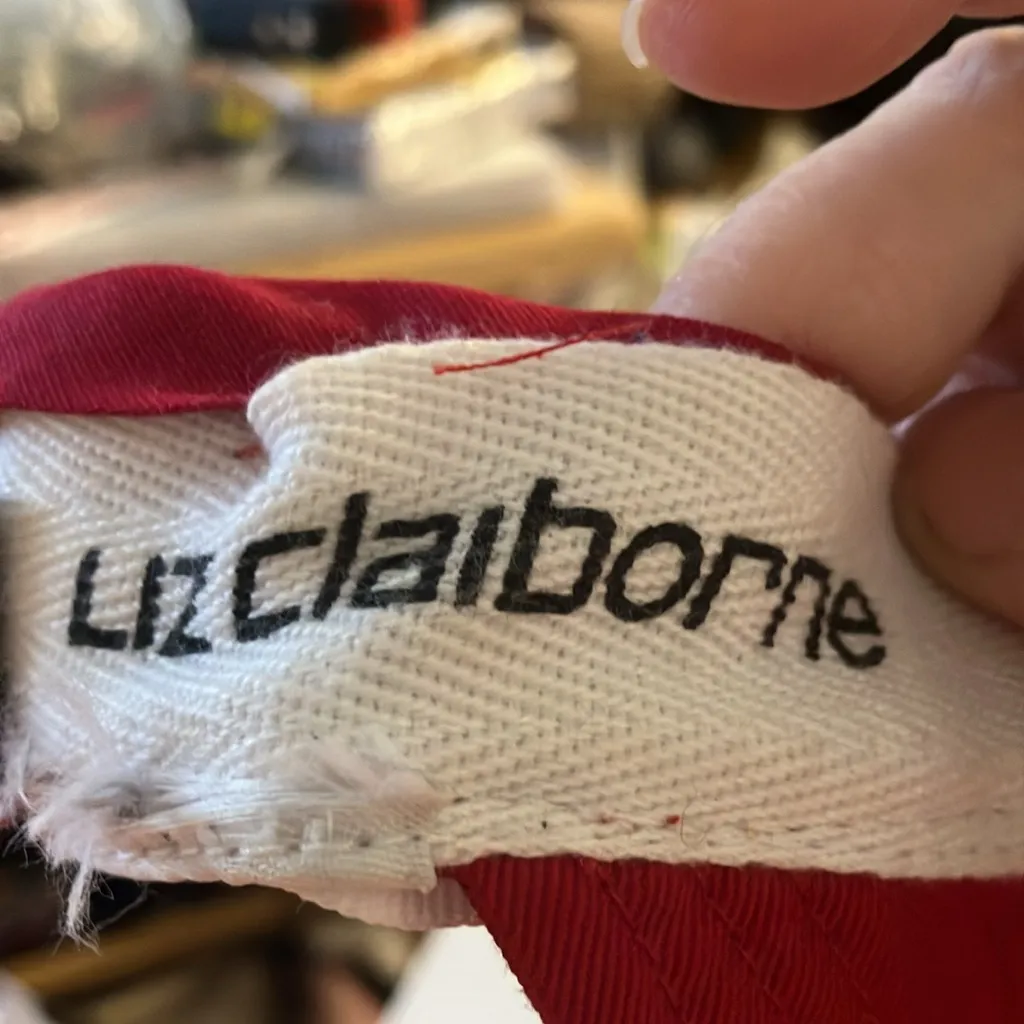 FINAL MARKDOWN Liz Claiborne visor - Image 3