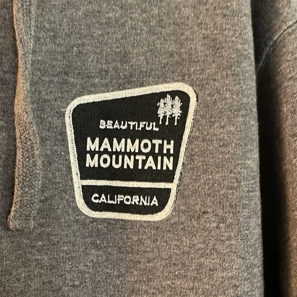 Mammoth mountain Gray Hoodie Small - Image 3