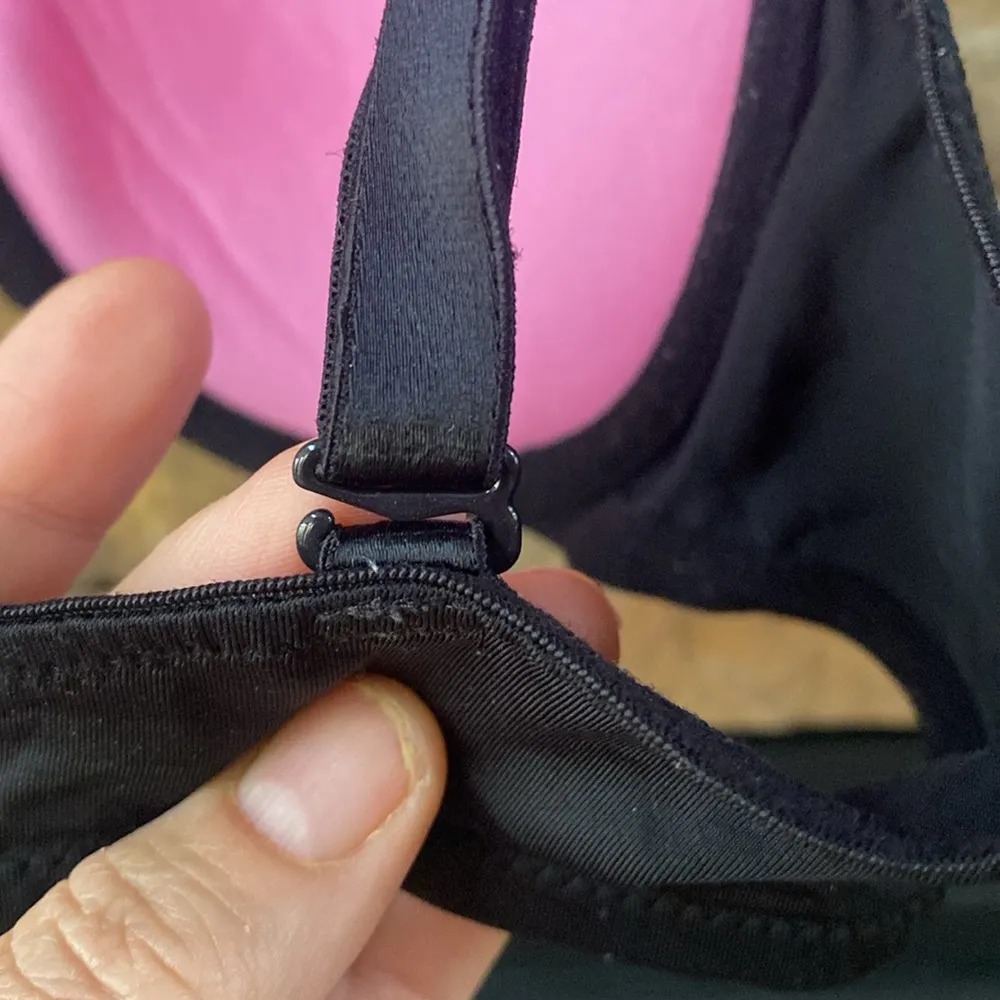 Victoria’s Secret Pink push-up bra 36C black satin EUC - Image 5