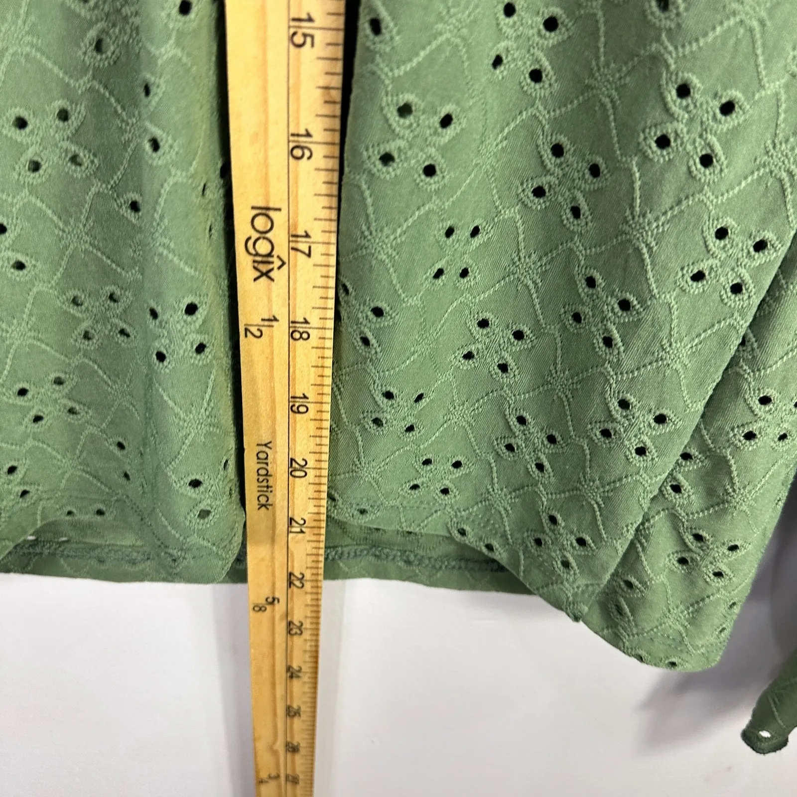 Hudson Gray Blouse Small Green Eyelet Ruffle Cuff Romantic Modest‎ Cottage Fairy - Image 4