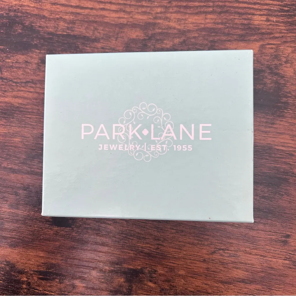 PARK LANE ROO EARRINGS GOLD Circle hypoallergenic lead/nickel free Classic Studs - Image 2