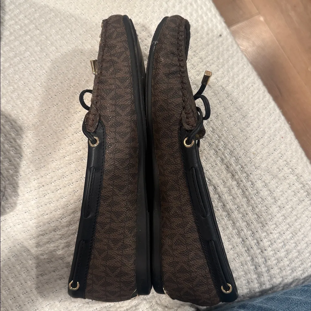 Michael Kors Dark Brown Moccasins with Black Trim Women’s 8/5 - Image 6