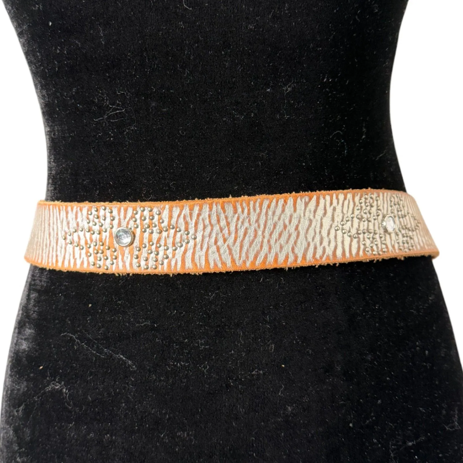 Bill Adler Design Brown Silver Rhinestone Western Boho Belt Etched Floral Medium - Image 7