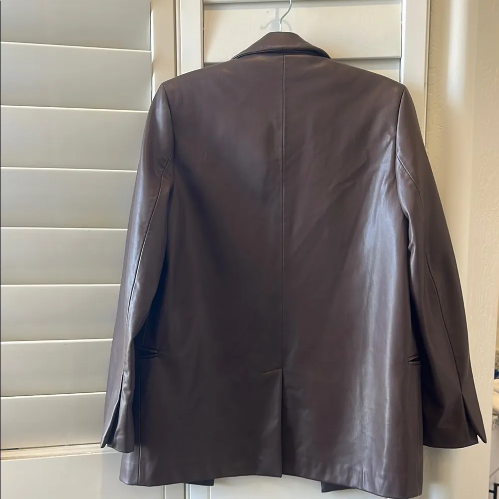 Zara Women's Brown faux leather blazer - Image 3