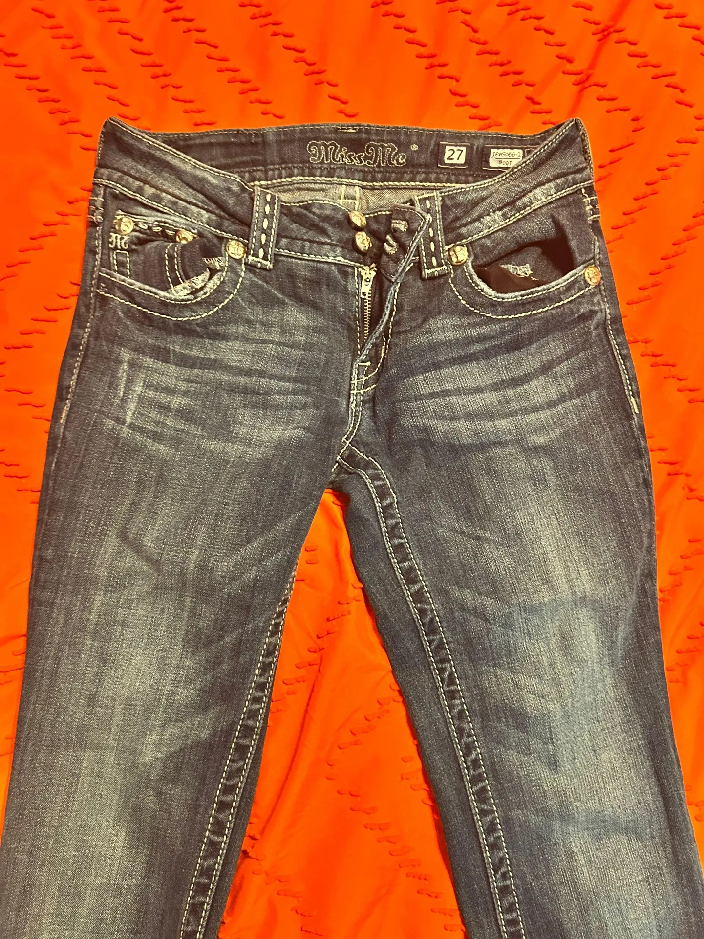 Jeans Bootcut Size 27 - Image 4