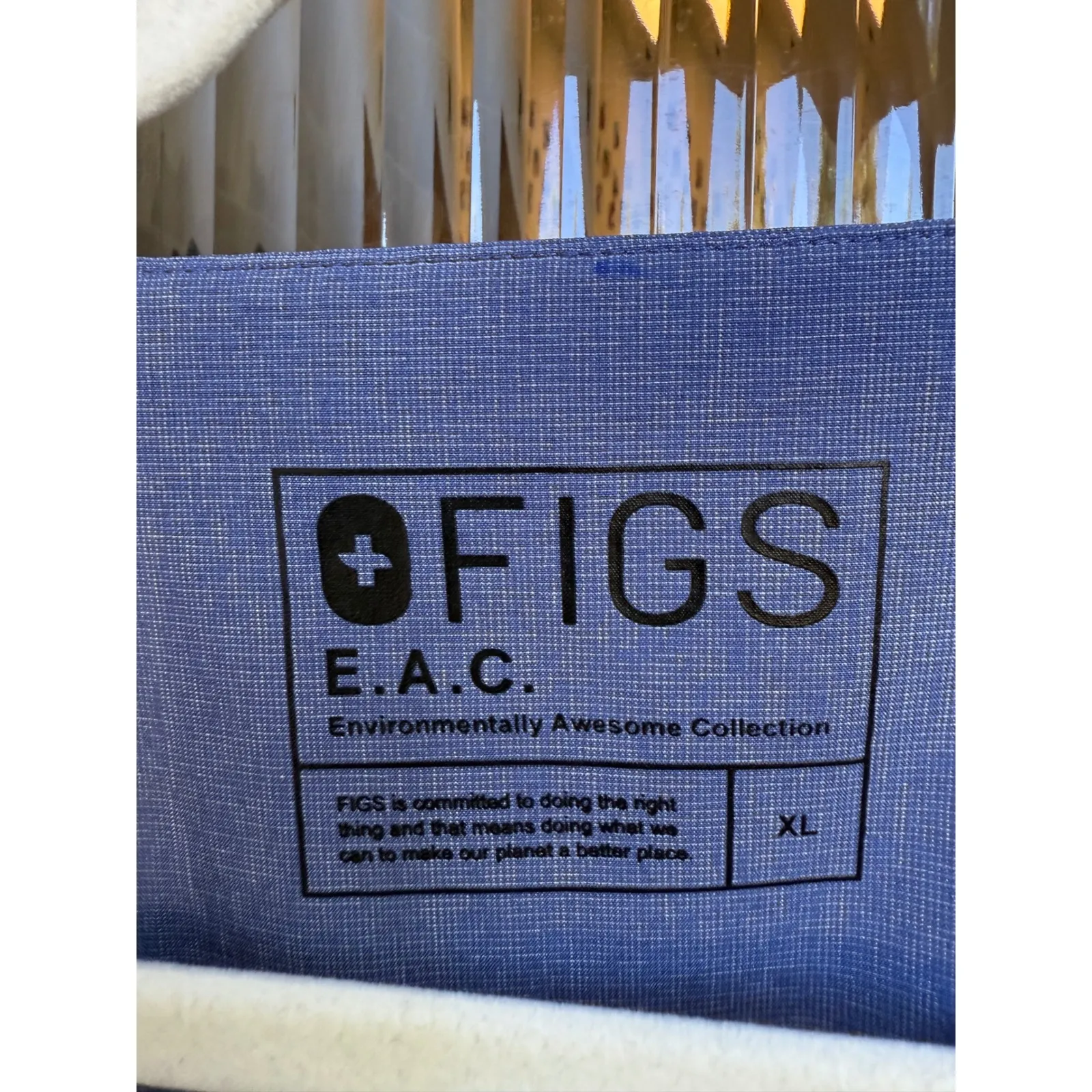 Figs EAC‎ Collection Scrub Top Big Sky Fion Blue Lightweight PO 1542 Size XL - Image 4