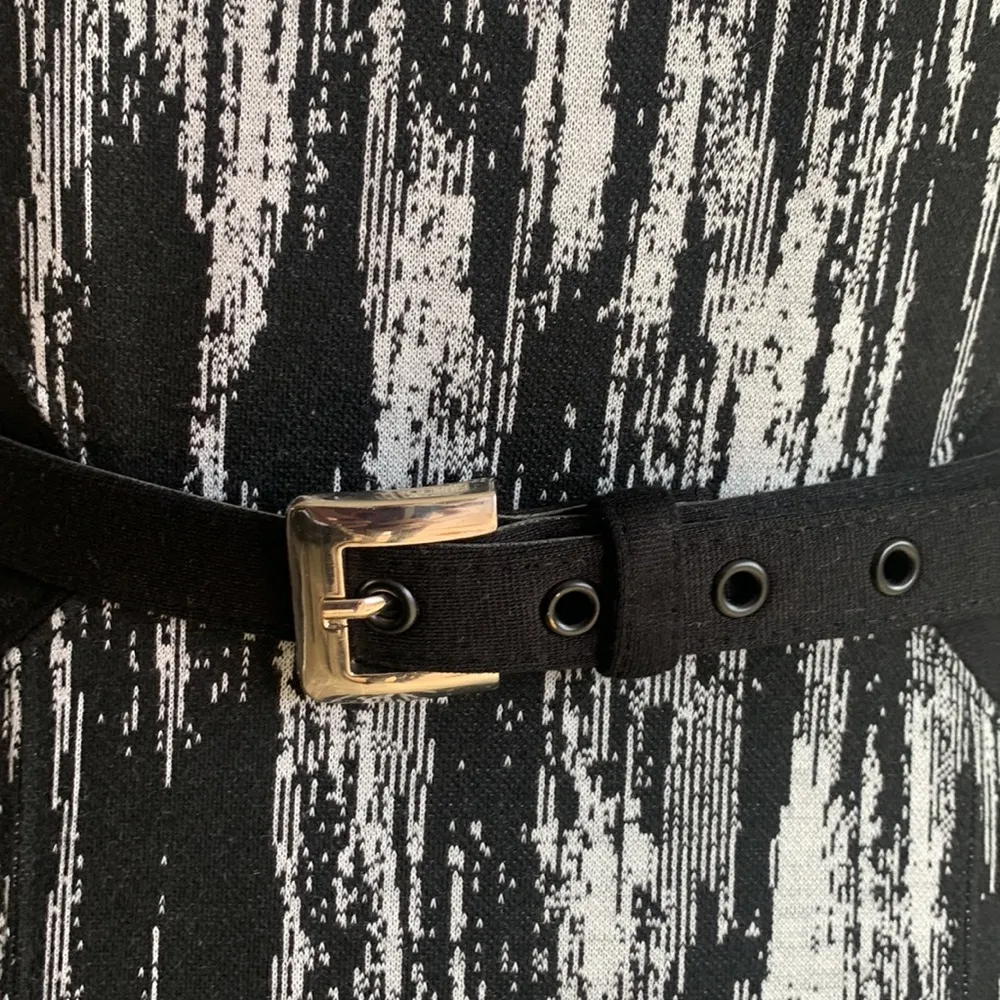 Cache Sleeveless Black White Shift Dress Sz 8 - Image 6