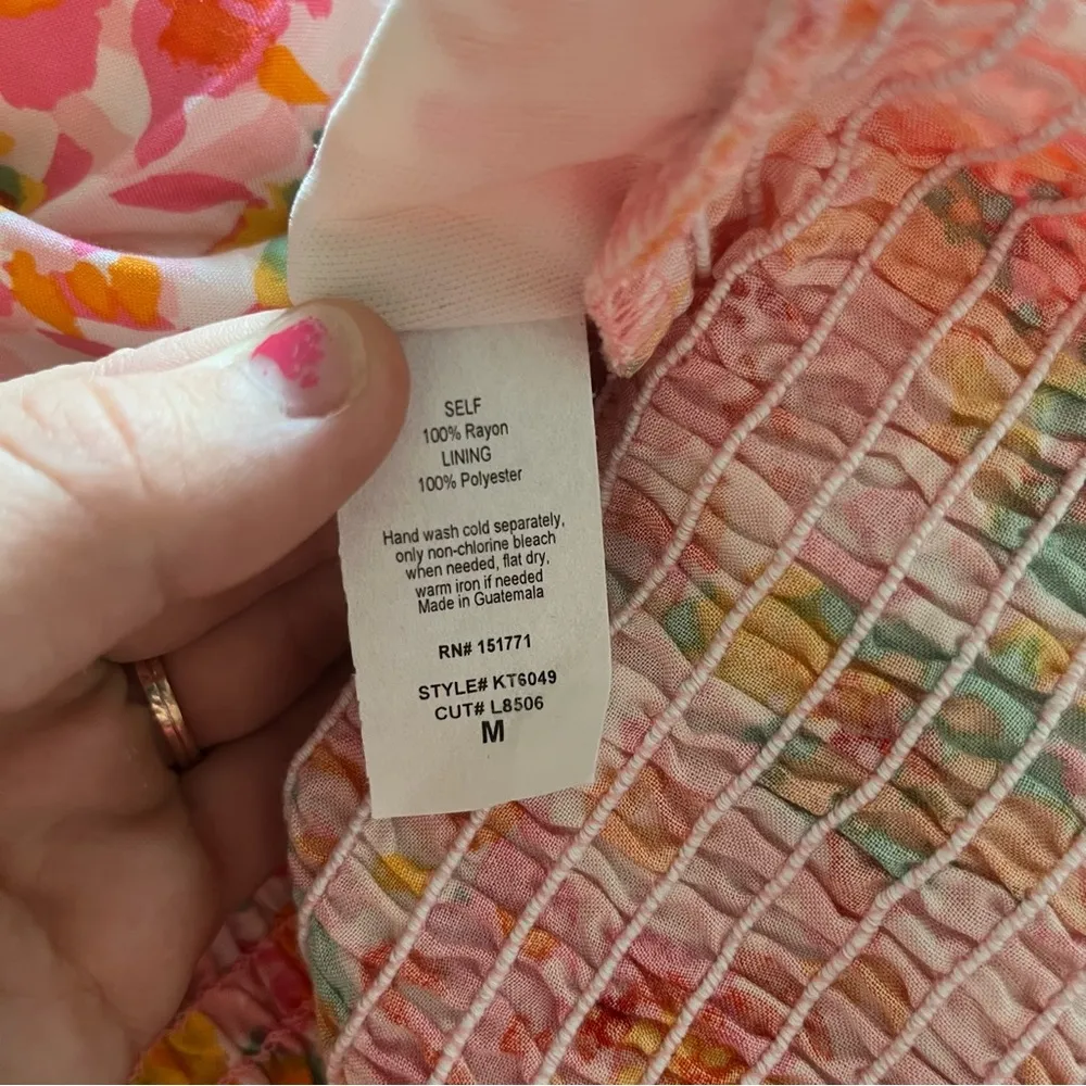 NWT Heatherly Pink Floral Cropped Smocked Top Size M - Image 6