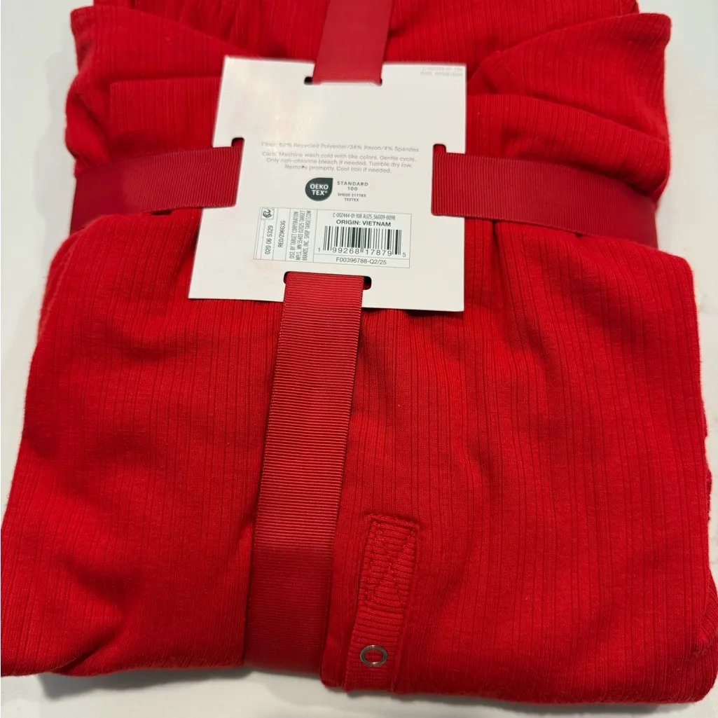 Women's Ribbed Long Sleeve Shirt and Shorts Pajama Set - Image 3