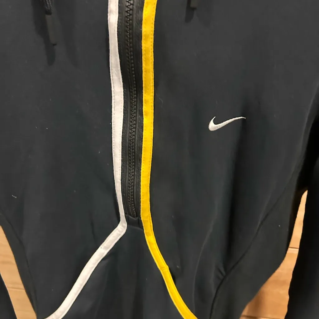 NWT Nike Hoodie Womens Medium Black Dri-FIT LIVESTRONG Full Zip Sweatshirt - Image 5