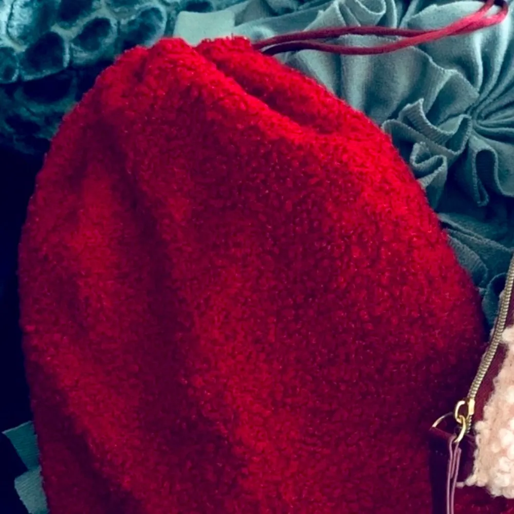 ⭐️NEW⭐️  FUZZY GLAM POUCH - Image 2