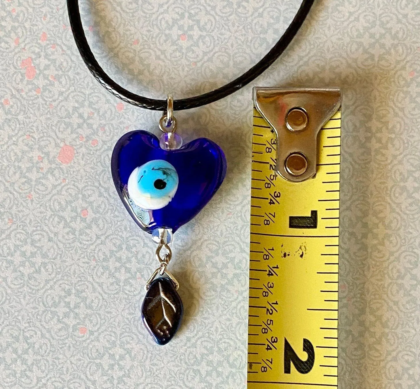 Handmade hippie funky boho style Evil Eye lamp work glass bead & Czech glass leaf bead unisex necklace👁💙🍃 - Image 3