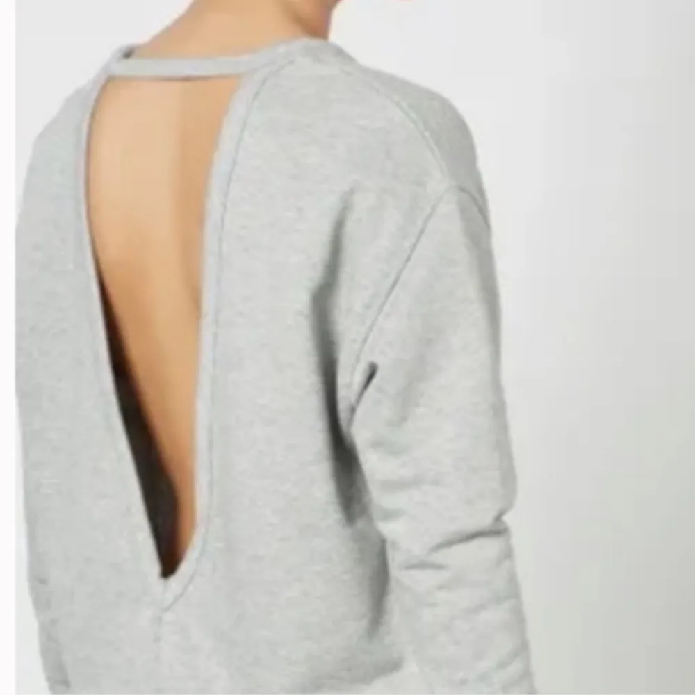 Nike DRI-Fit Gray Crew Neck Sweater Soft Knit Relaxed Fit - Image 5