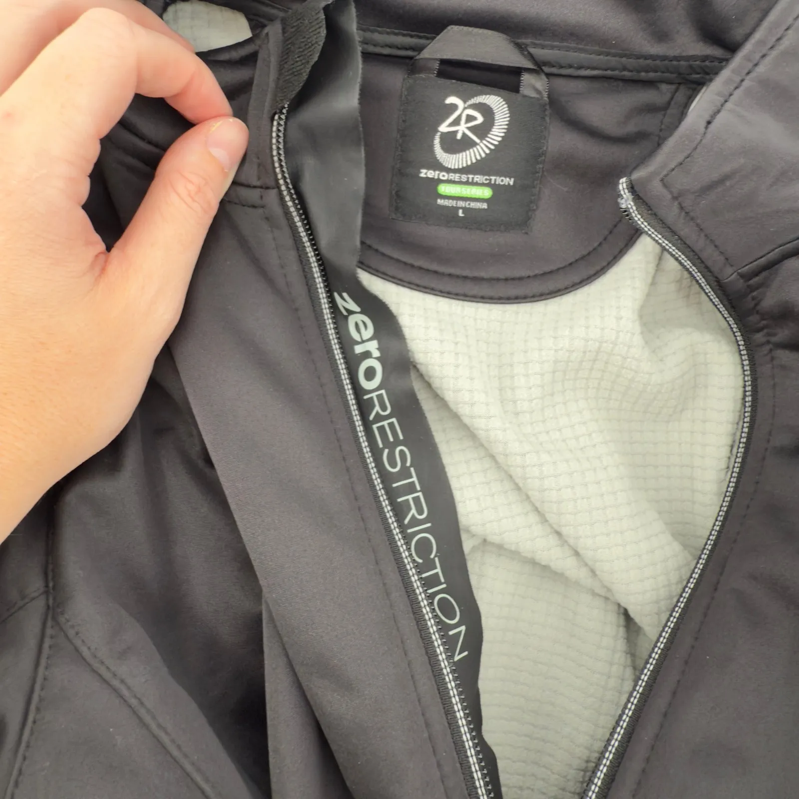 Zero Restriction Highland Full Zip Jacket Black Women L Pockets Golf Lightweight Size L - Image 3