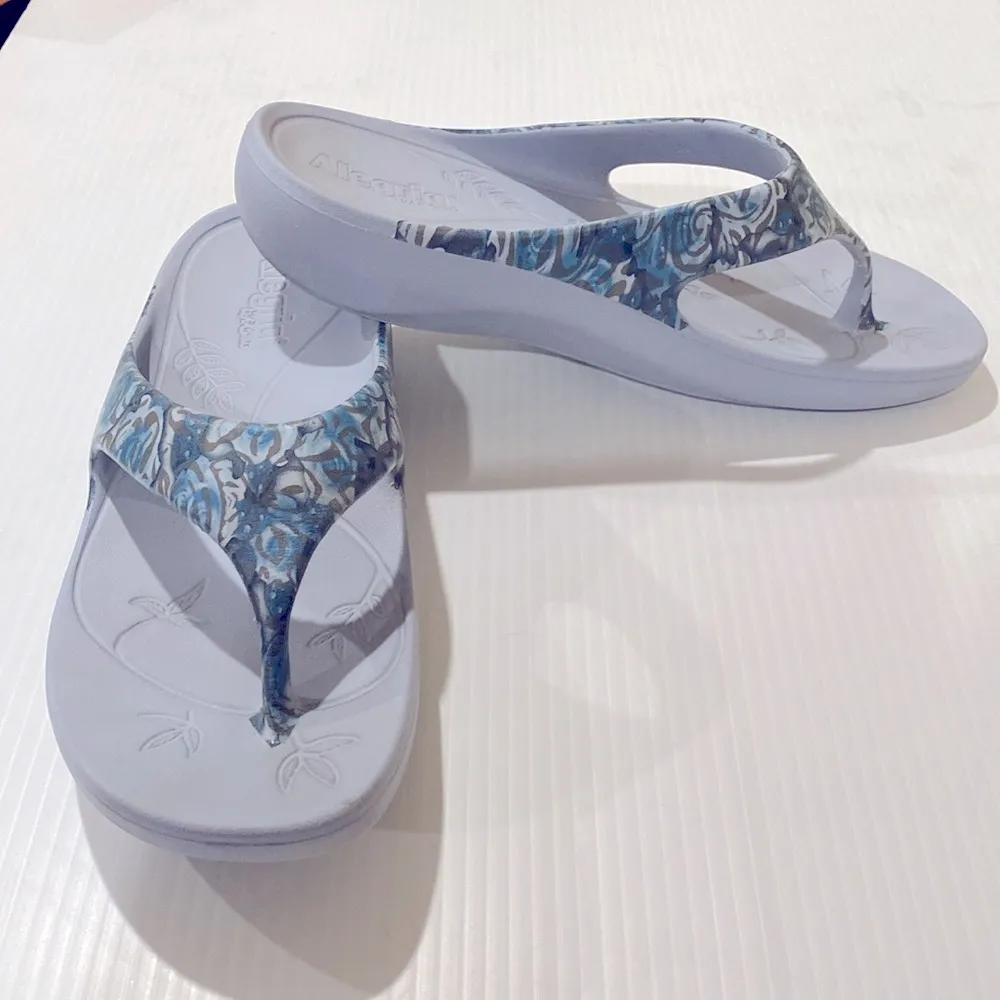 Alegria Ode Printed Thong Flip Flop Sandals, Size 9 EU 39 - Image 2