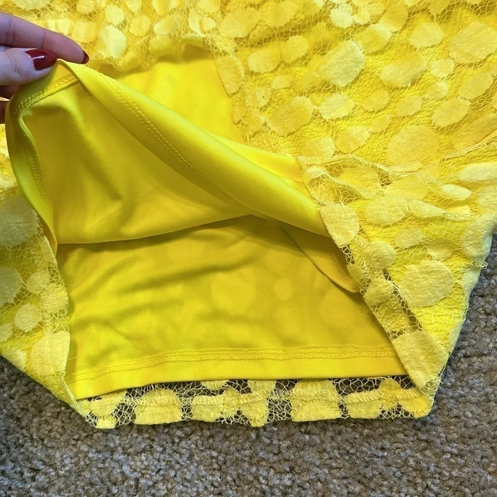 roz & ALI Yellow Lace Dress Size 10 - Image 5