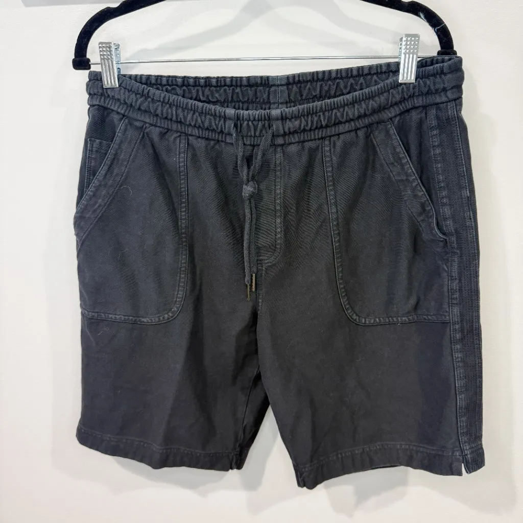 Athleta Farallon Bermuda Shorts Black Size 8 - Image 2