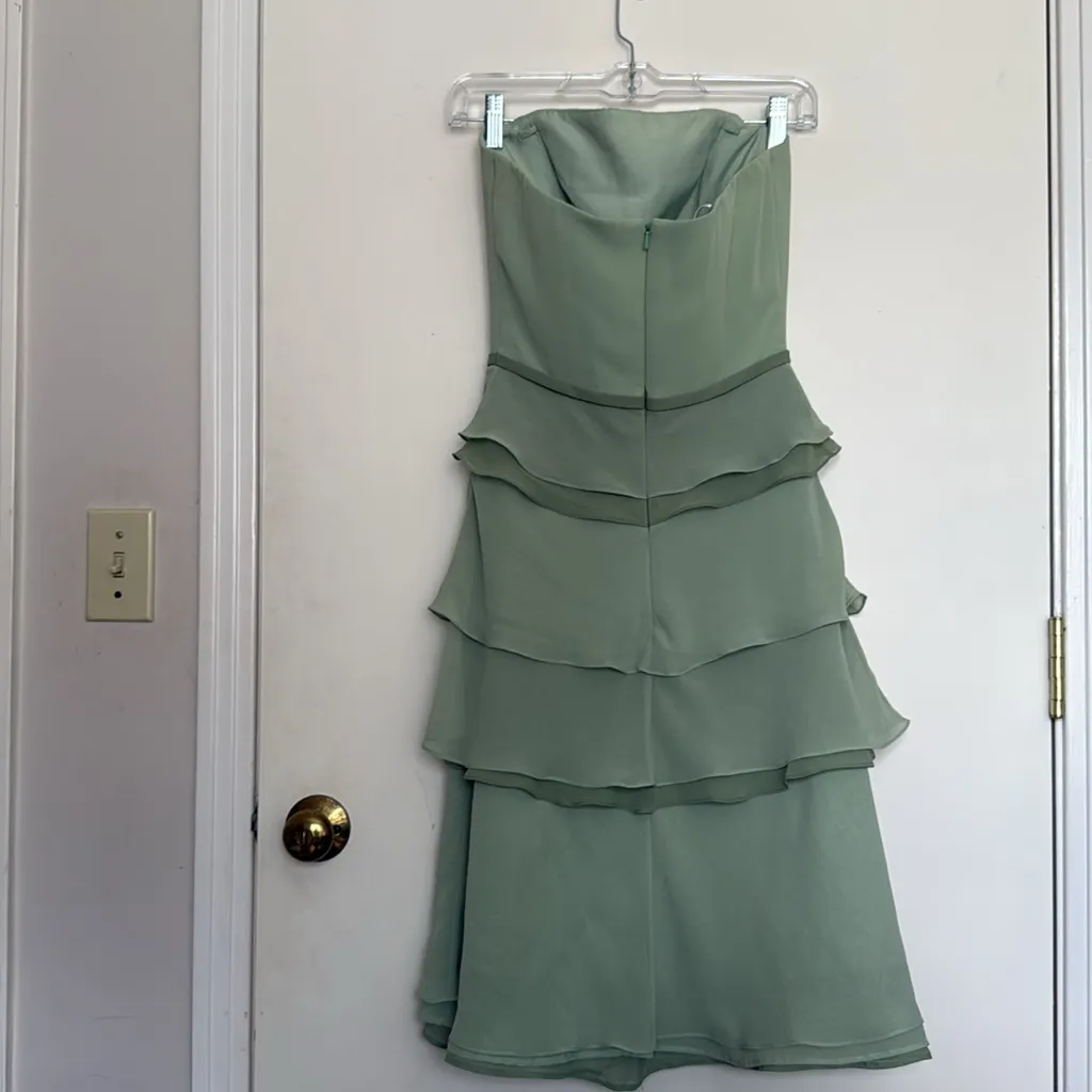 Chic Strapless Layered Dress in Sage Green Size 4 - Image 3